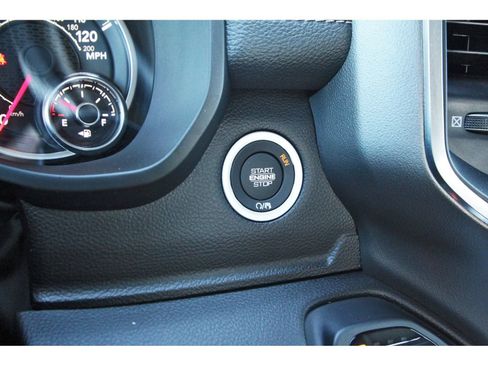 Used 2025 RAM 1500 Laramie w/ Sport Appearance Package image 21