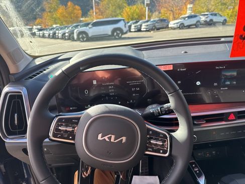 New 2025 Kia Sorento SX image 45