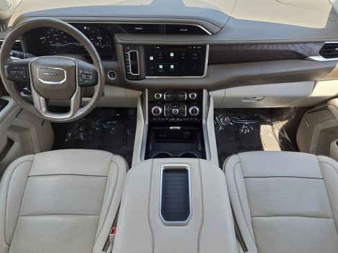 Used 2022 GMC Yukon Denali w/ Denali Premium Package AWD/4WD image 20