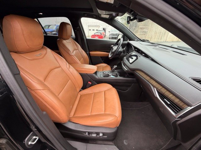 Used 2020 Cadillac XT4 Sport AWD/4WD image 9