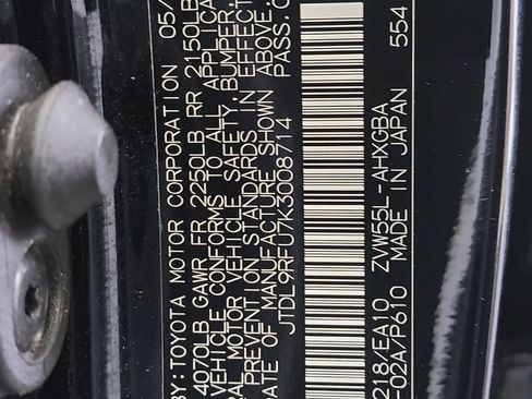 Used 2019 Toyota Prius XLE AWD/4WD image 32