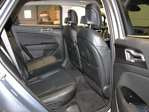 Used 2024 Kia Sportage EX AWD/4WD image 34