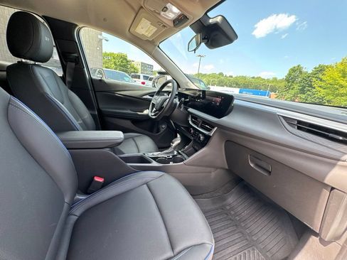 Used 2026 Buick Encore GX Sport Touring w/ Comfort Package AWD/4WD image 20