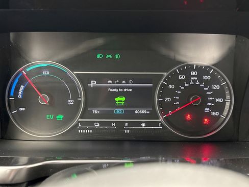 Used 2023 Kia Sorento EX AWD/4WD image 13