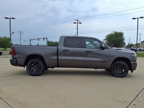 Used 2025 RAM 1500 Big Horn AWD/4WD image 36