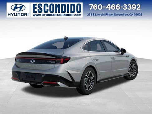 New 2026 Hyundai Sonata Limited image 3