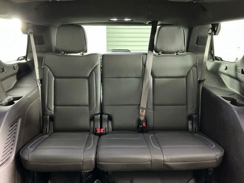 Used 2022 GMC Yukon Denali RWD image 21