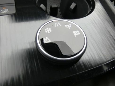 New 2026 Nissan Rogue SV AWD/4WD image 19