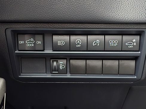 Certified 2025 Toyota Tundra Limited image 15