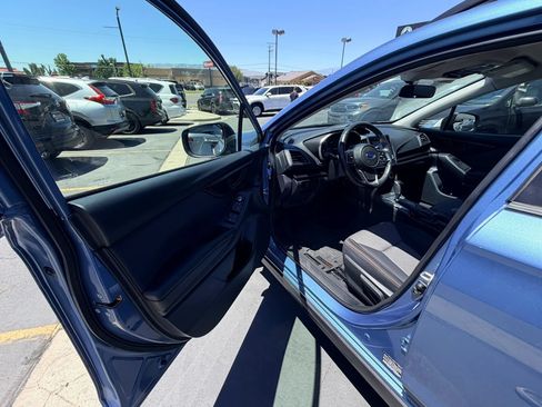 Used 2021 Subaru Crosstrek 2.0i Premium AWD/4WD image 10