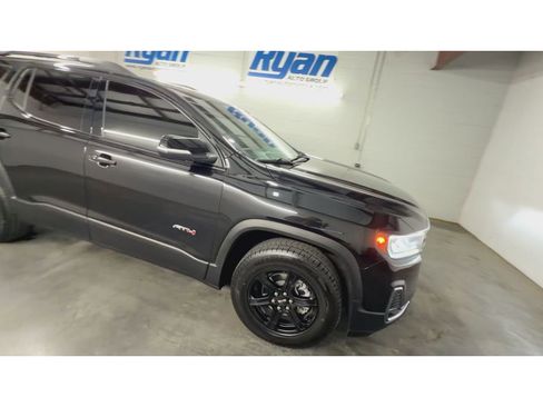 Used 2022 GMC Acadia AT4 w/ Technology Package image 2