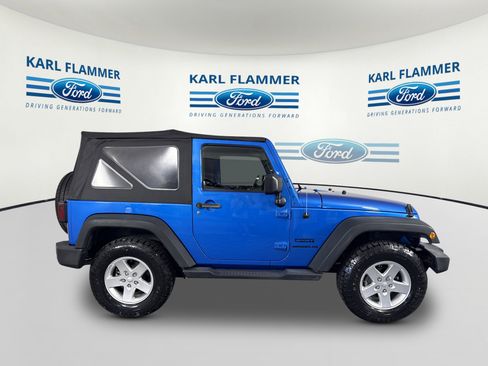 Used 2016 Jeep Wrangler Sport w/ Quick Order Package 24S AWD/4WD image 2