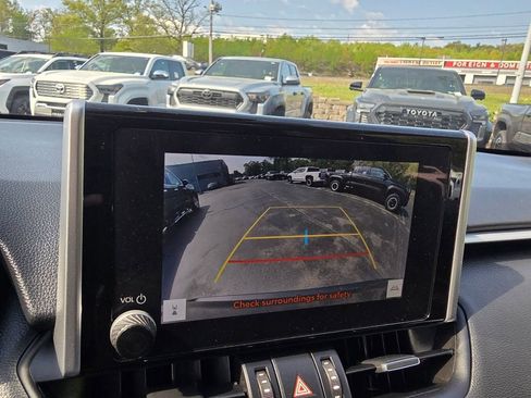 Certified 2023 Toyota RAV4 XLE Premium AWD/4WD image 27