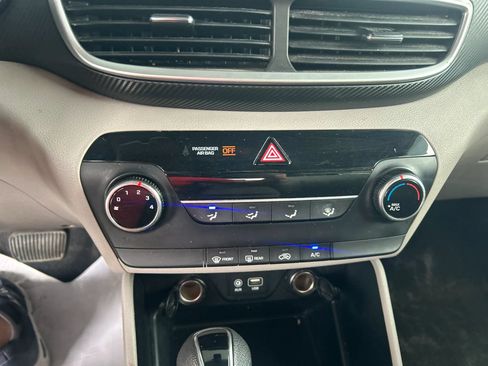 Used 2019 Hyundai Tucson SE AWD/4WD image 15
