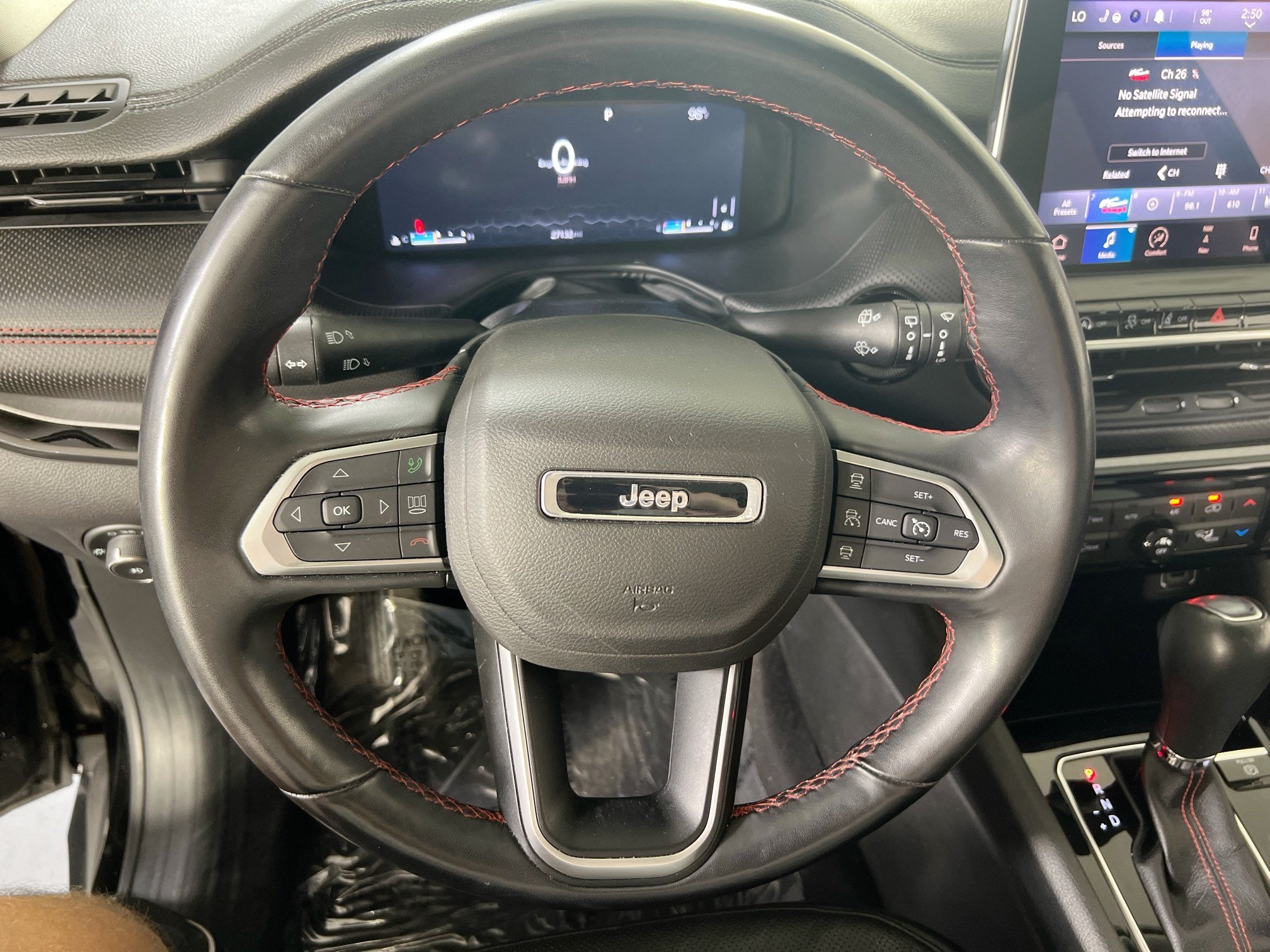 Used 2022 Jeep Compass Trailhawk w/ Trailhawk Elite Group AWD/4WD image 11
