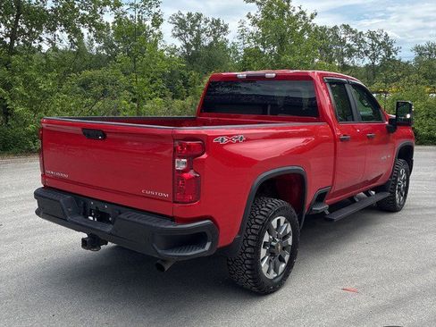 Used 2024 Chevrolet Silverado 2500 Custom w/ Custom Value Package AWD/4WD image 5