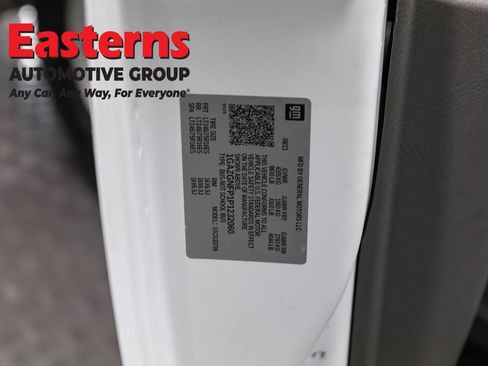 Used 2023 Chevrolet Express 3500 LS image 32