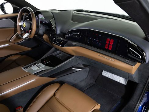 Used 2024 Ferrari Purosangue image 36