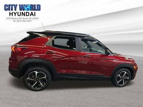 Used 2022 Chevrolet TrailBlazer RS FWD image 6