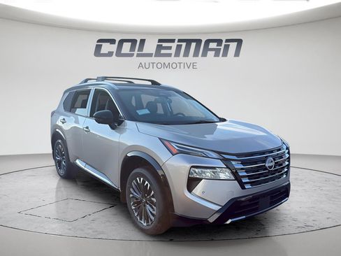 New 2026 Nissan Rogue Platinum image 9