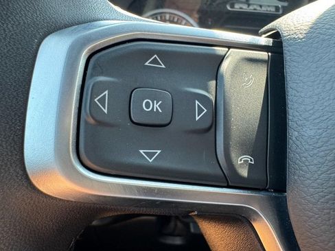 Used 2025 RAM 1500 Big Horn AWD/4WD image 17