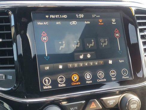 Used 2019 Jeep Grand Cherokee Altitude AWD/4WD image 24