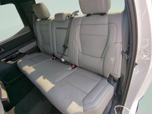 New 2026 Toyota Tundra Limited AWD/4WD image 10