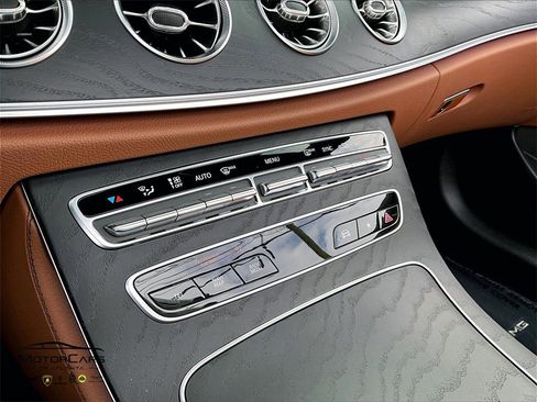 Used 2022 Mercedes-Benz E 450 Cabriolet image 25
