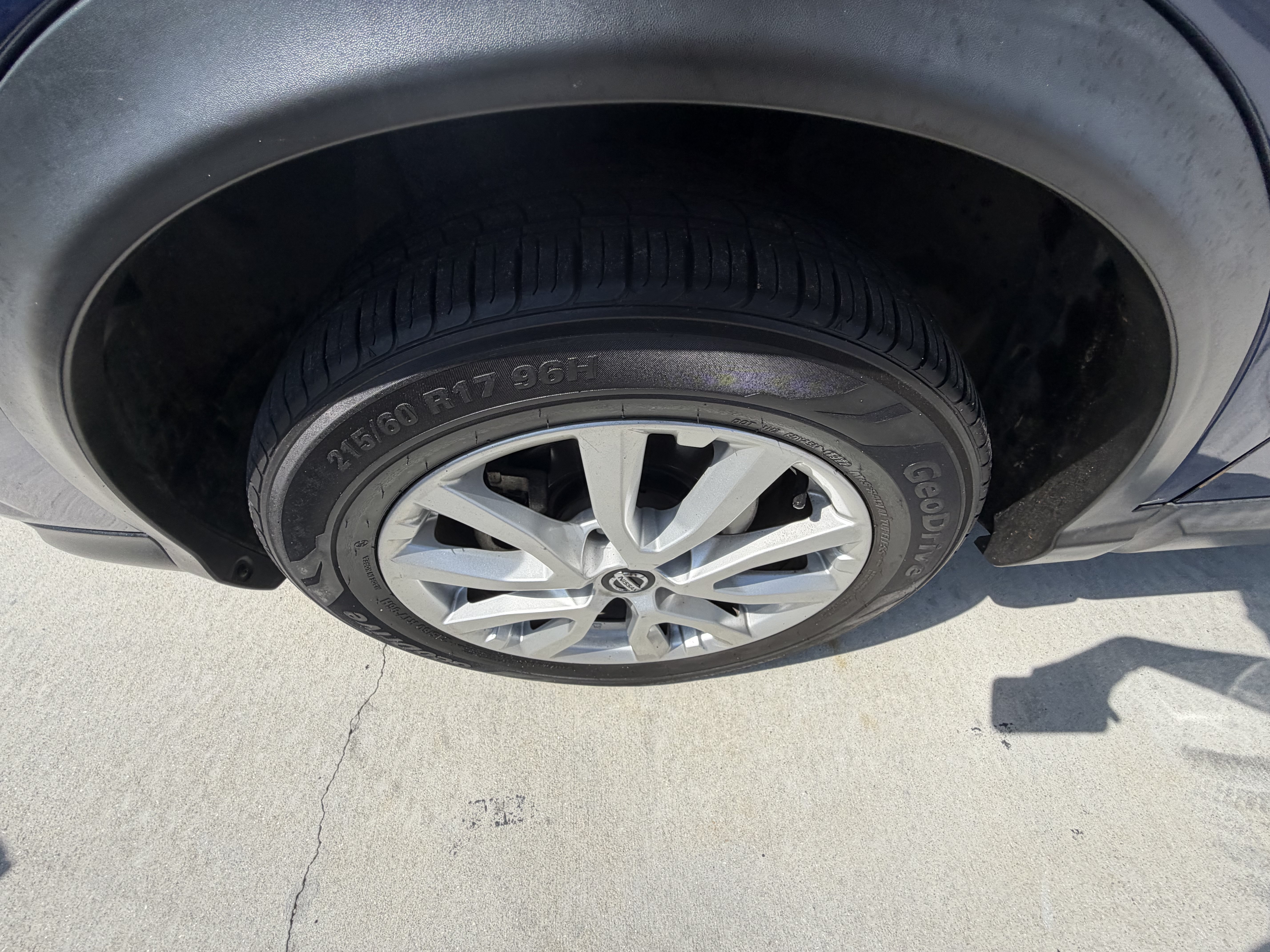 Used 2021 Nissan Rogue Sport S FWD image 25
