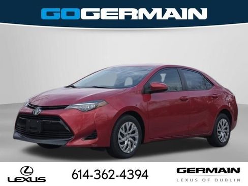 Used 2018 Toyota Corolla LE image 3