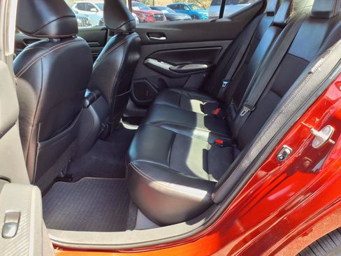 Used 2021 Nissan Altima 2.5 SR FWD image 17