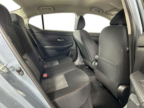 New 2025 Nissan Sentra SR FWD image 39