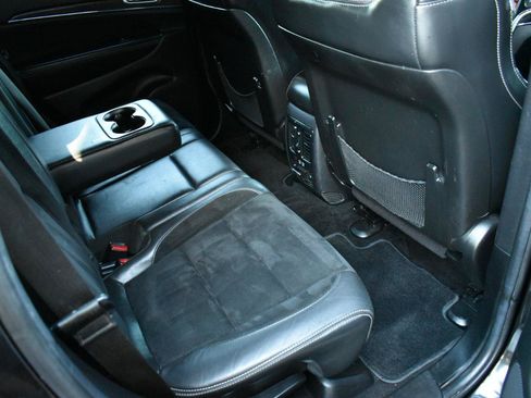 Used 2014 Jeep Grand Cherokee SRT AWD/4WD image 29