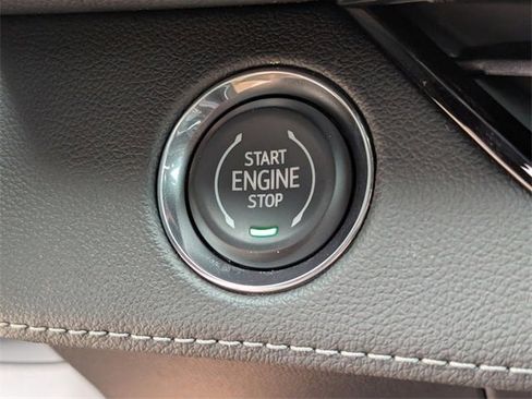 New 2026 Buick Enclave Preferred w/ Power Package image 17