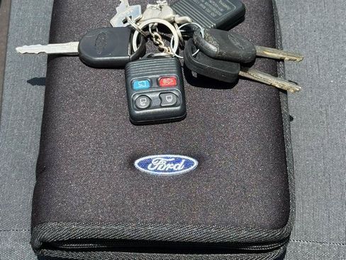 Used 2005 Ford Mustang GT RWD image 20