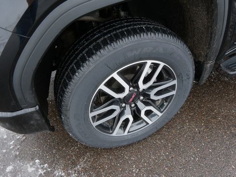 Used 2021 GMC Sierra 1500 AT4 image 16