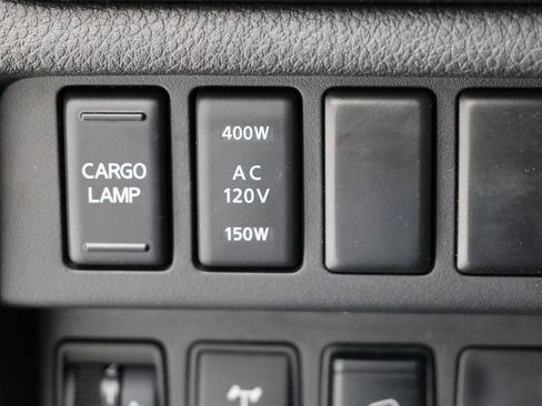 Used 2023 Nissan Titan PRO-4X w/ Pro-4x Convenience Package image 36