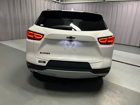 Used 2023 Chevrolet Blazer LT w/ Convenience Package FWD image 6