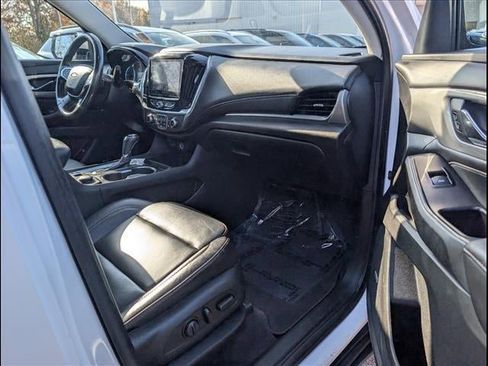 Used 2020 Chevrolet Traverse LT w/ LT Premium Package image 26