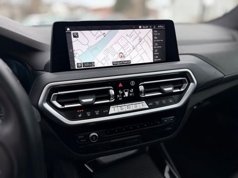 Used 2024 BMW X3 xDrive30i image 18