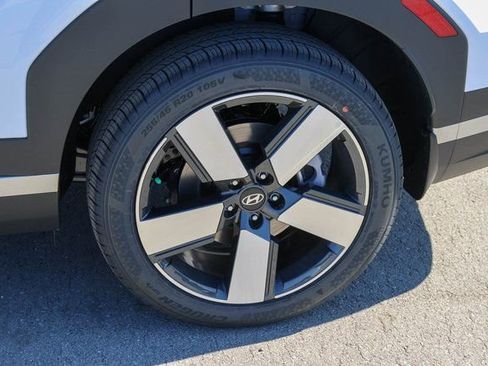 New 2026 Hyundai Santa Fe Limited FWD image 7