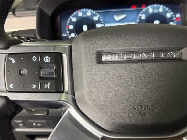 New 2026 Land Rover Discovery Limited Edition AWD/4WD image 33