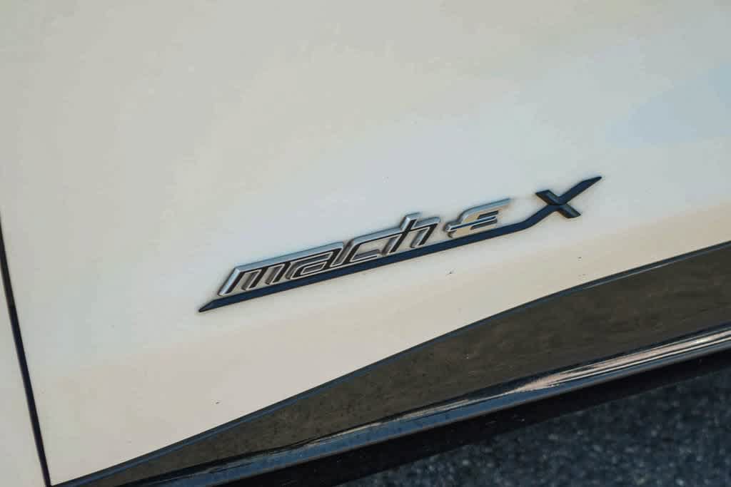 Used 2022 Ford Mustang Mach-E California Route 1 RWD image 9