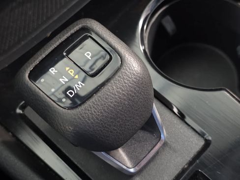 Used 2023 Nissan Rogue SV AWD/4WD image 23