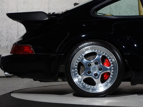 Used 1994 Porsche 911 Turbo image 2