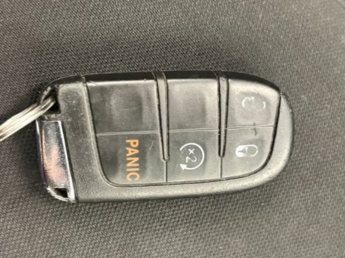 Used 2018 Jeep Compass Sport w/ Cold Weather Group FWD image 64
