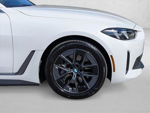 Used 2025 BMW i4 eDrive40 w/ M Sport Package RWD image 25