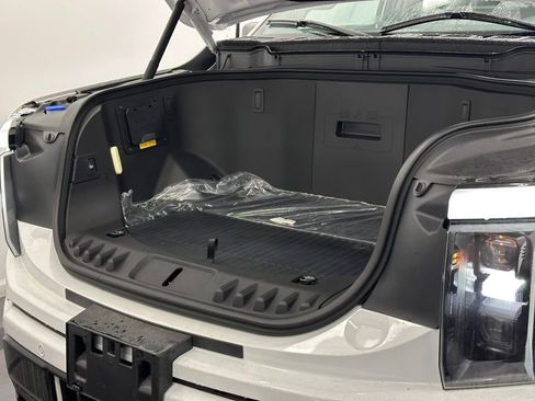 New 2025 Ford F150 Lightning Flash AWD/4WD image 36