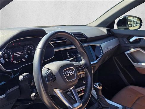 Used 2021 Audi Q3 2.0T Premium w/ Convenience Package image 12