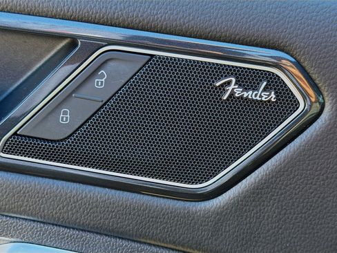 Used 2023 Volkswagen Tiguan SEL R-Line image 23